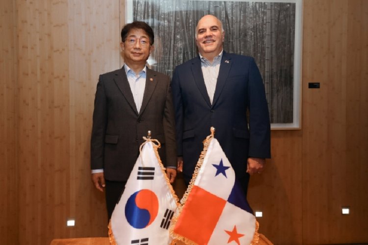 박상우 국토교통부 장관, 주한파나마대사와 오찬 간담회…양국 간 철도인프라 협력 강화 방안에 대해 논의